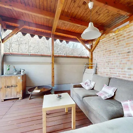 Sag Close To The Castle Free Parking Apartment *