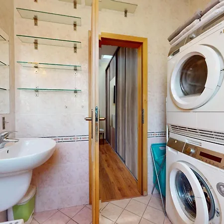 Apartment Sag Close To The Castle Free Parking