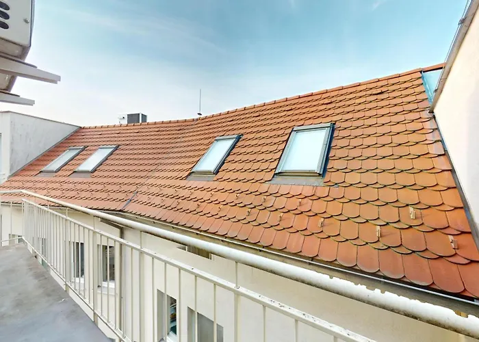 Sag Close To The Castle Free Parking *